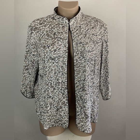 Alex Evenings Jackets & Blazers - Alex Evenings Black and White Textured Blazer A 0432